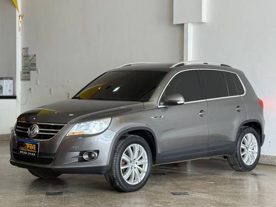 VOLKSWAGEN TIGUAN 2.0 TSI 16V TURBO GASOLINA 4P TIPTRONIC VOLKSWAGEN TIGUAN 2.0 TSI 16V TURBO GASOLINA 4P TIPTRONIC